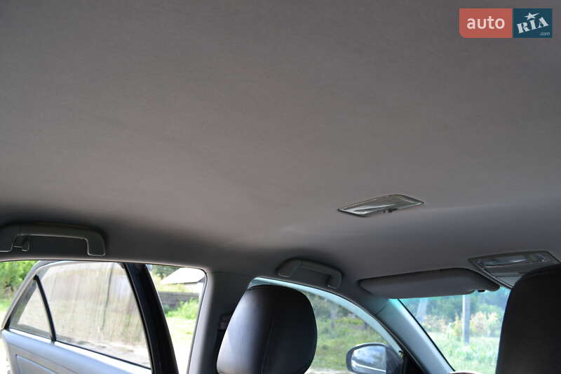 Седан Toyota Camry 2010 в Глухове