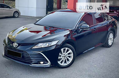 Седан Toyota Camry 2022 в 