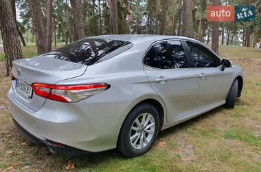 Седан Toyota Camry 2018 в Ахтырке