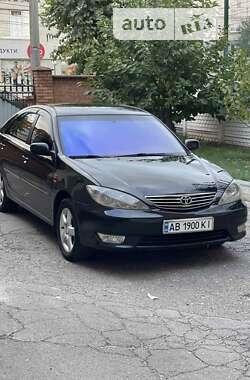 Седан Toyota Camry 2005 в Виннице