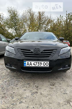 Седан Toyota Camry 2008 в Киеве