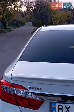 Седан Toyota Camry 2012 в 