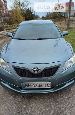 Седан Toyota Camry 2007 в Южном