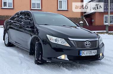 Седан Toyota Camry 2013 в Тернополі