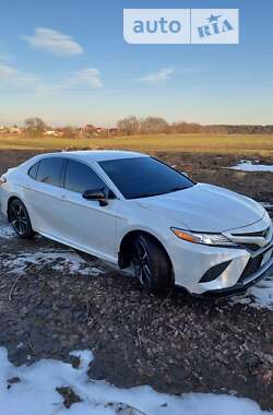 Седан Toyota Camry 2020 в Борисполе