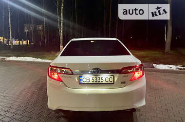 Седан Toyota Camry 2013 в 