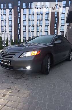 Седан Toyota Camry 2008 в Івано-Франківську