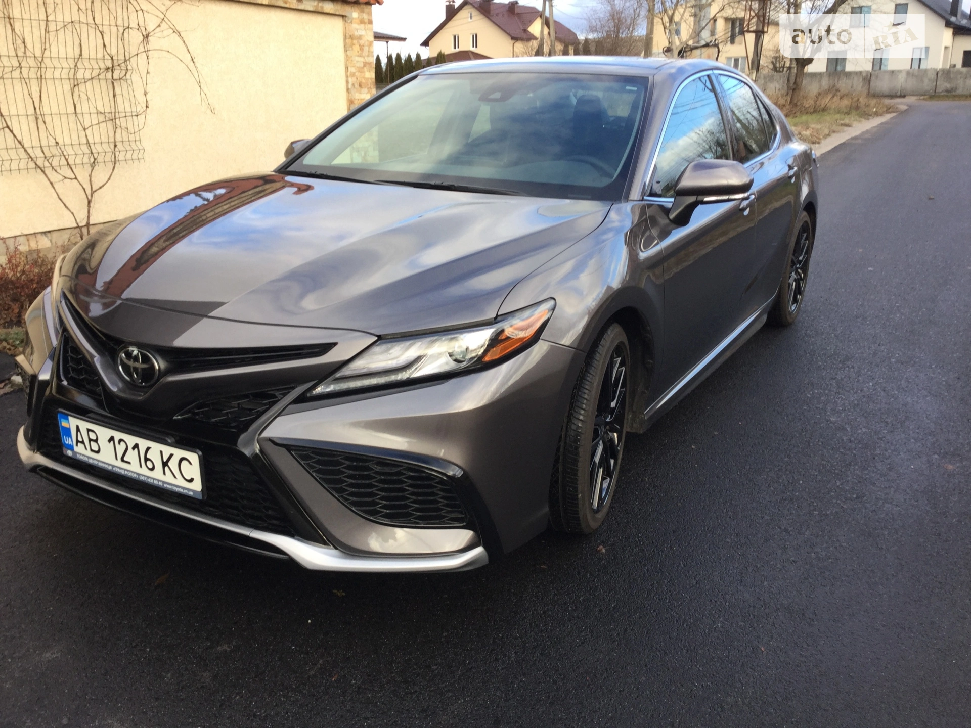 2021 Toyota Camry - мініатюра 2