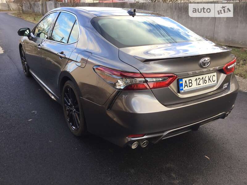 Седан Toyota Camry 2021 в Вінниці
