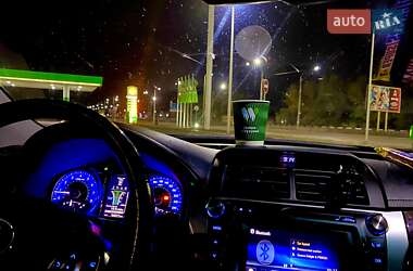 Седан Toyota Camry 2014 в Дніпрі