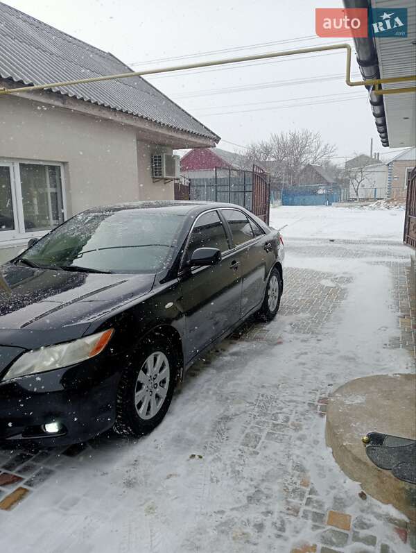 Седан Toyota Camry 2008 в Николаеве