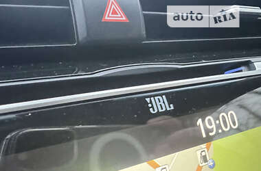 Седан Toyota Camry 2020 в Кривом Роге