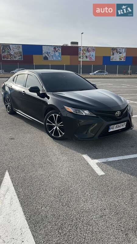 Toyota Camry 2017