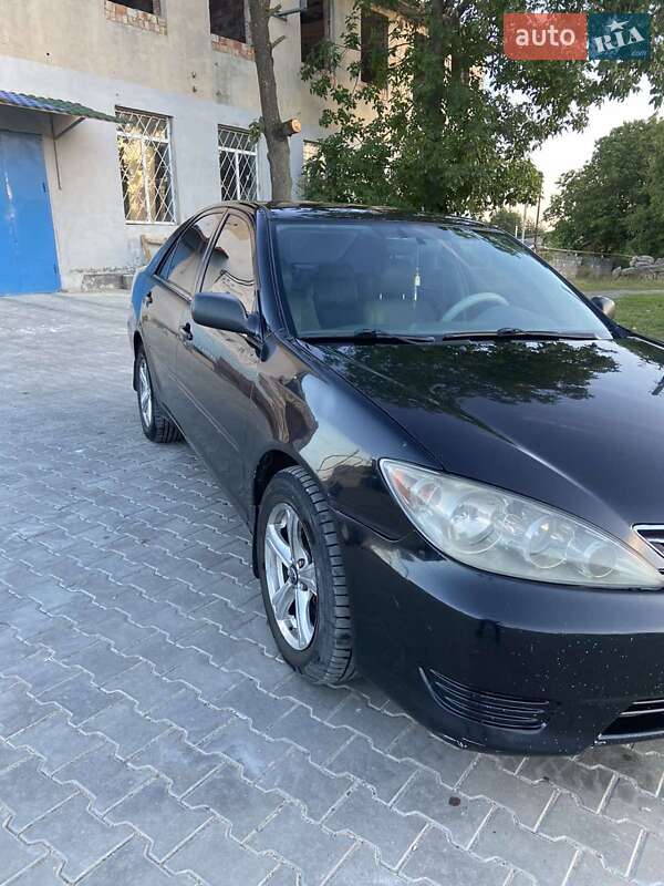 Седан Toyota Camry 2005 в Сокирянах