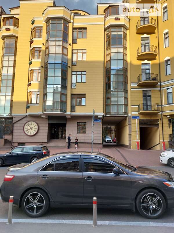 Седан Toyota Camry 2008 в Києві