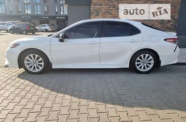 Седан Toyota Camry 2018 в Одесі