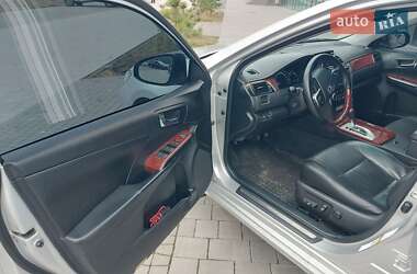 Седан Toyota Camry 2011 в 
