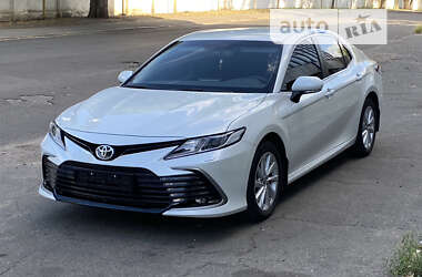 Седан Toyota Camry 2021 в Николаеве