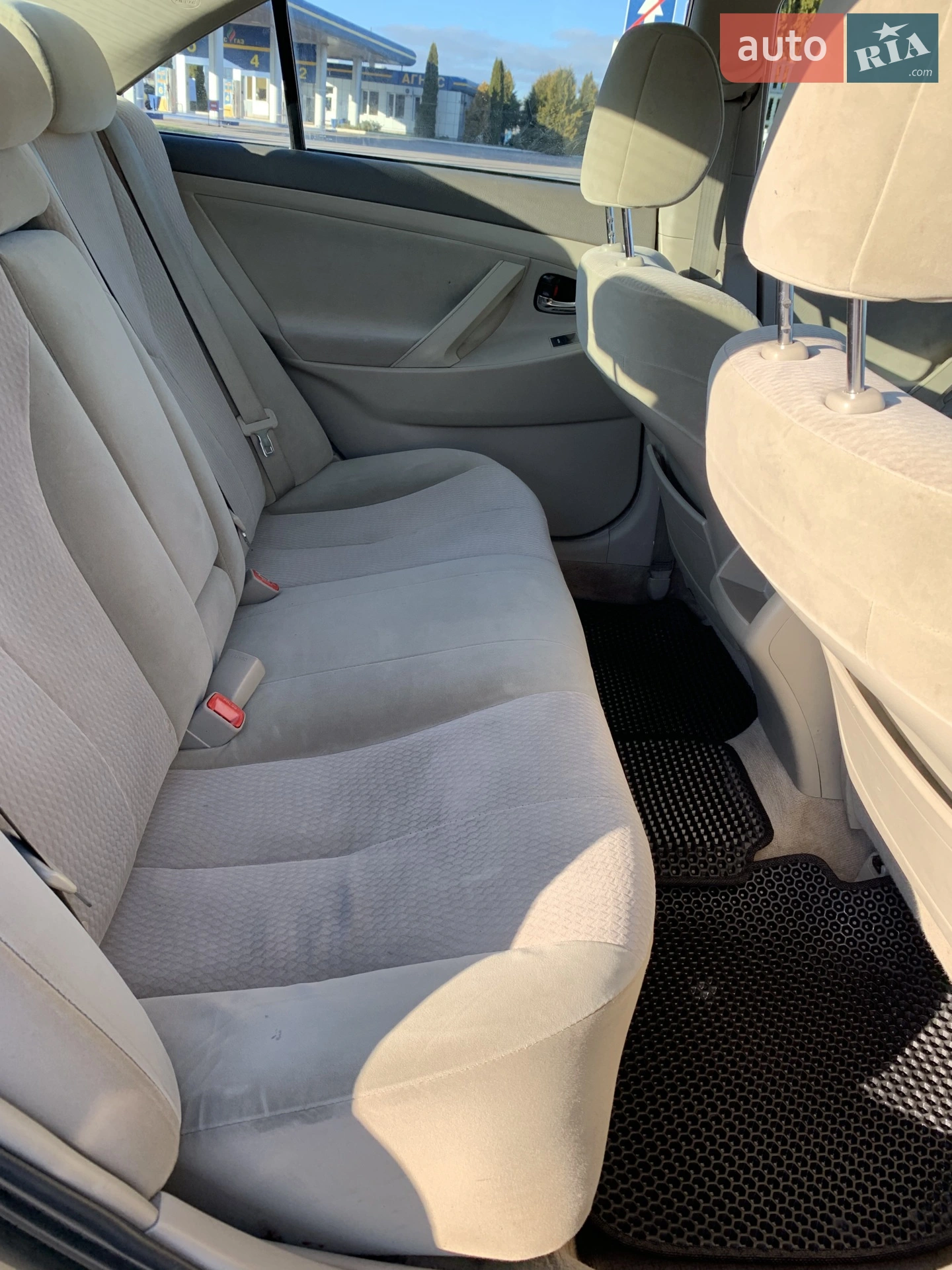 2010 Toyota Camry - мініатюра 13