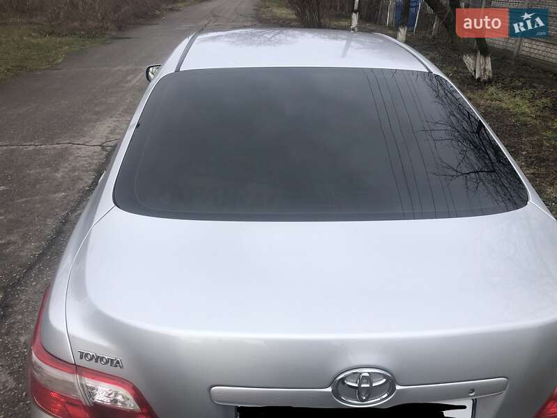 Седан Toyota Camry 2007 в Глобиному