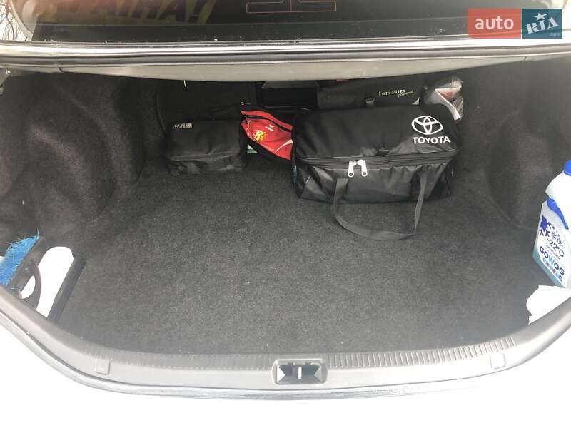 Седан Toyota Camry 2007 в Глобиному