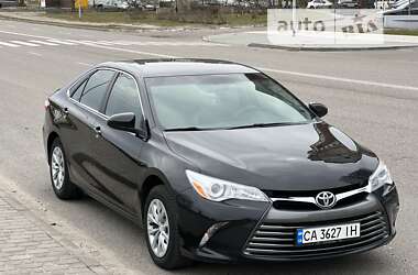 Седан Toyota Camry 2016 в Черкасах