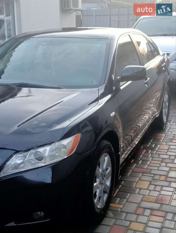Седан Toyota Camry 2008 в Николаеве