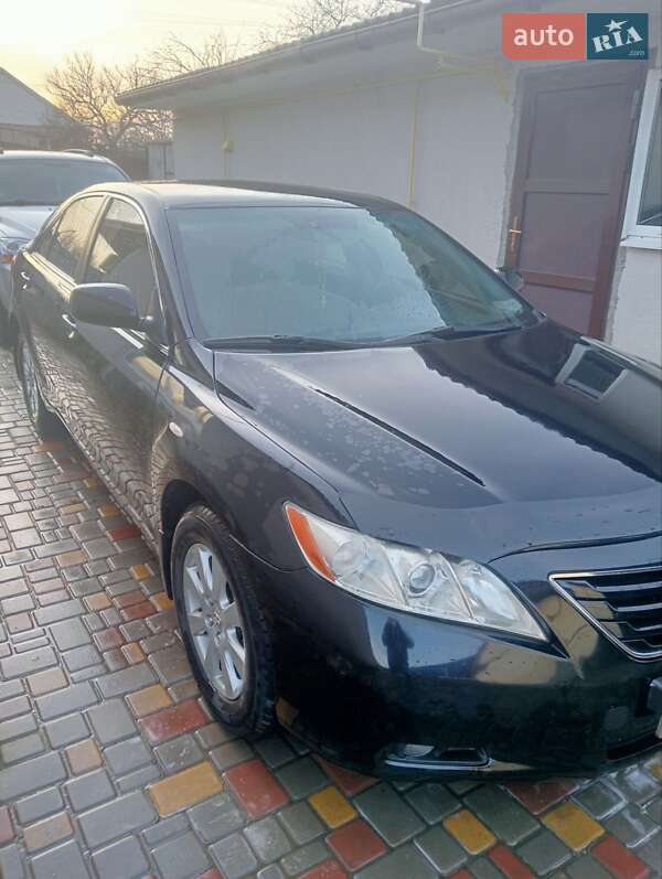 Седан Toyota Camry 2008 в Николаеве