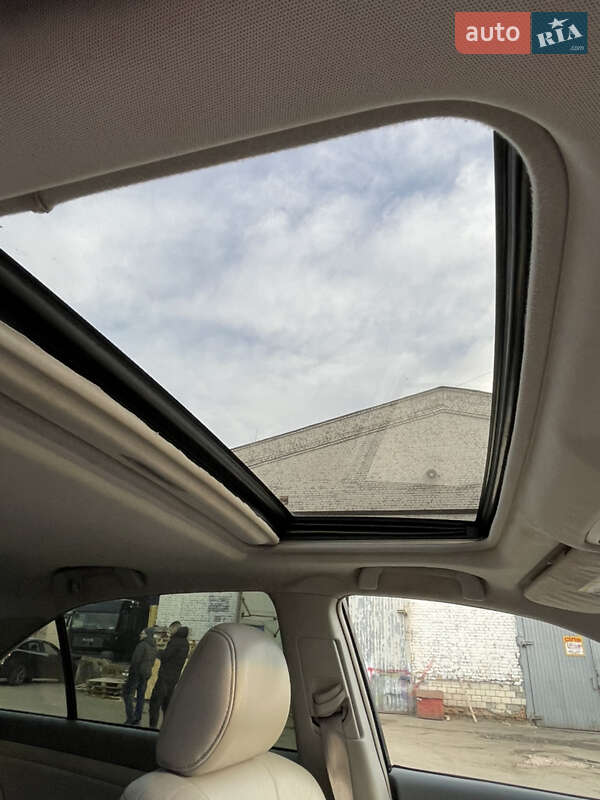 Седан Toyota Camry 2007 в Києві