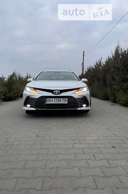 Седан Toyota Camry 2021 в Киеве