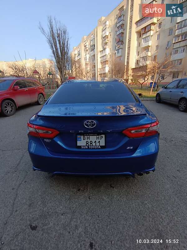 Седан Toyota Camry 2017 в Одесі