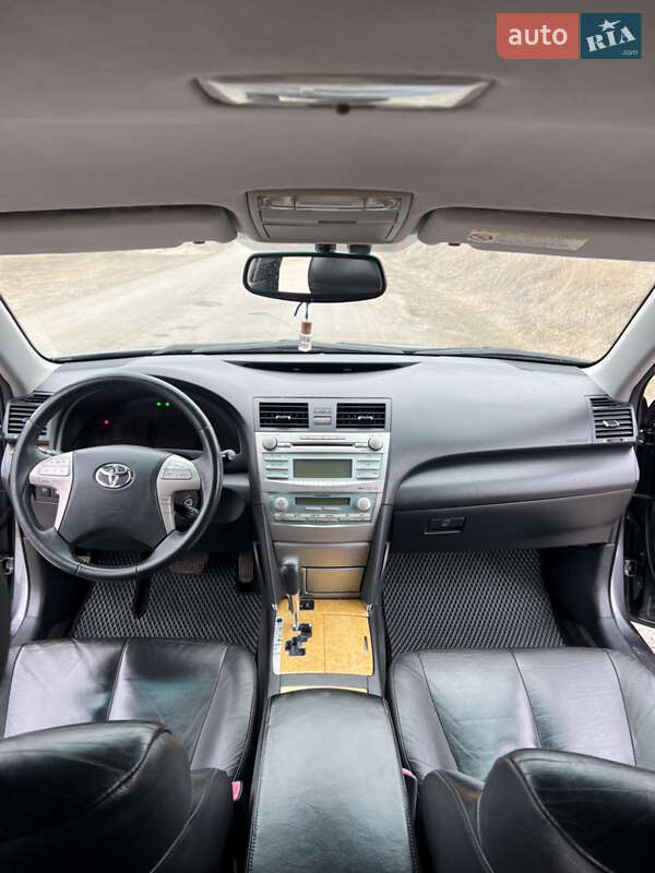 Седан Toyota Camry 2006 в Харькове