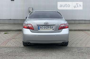 Седан Toyota Camry 2007 в Ужгороді