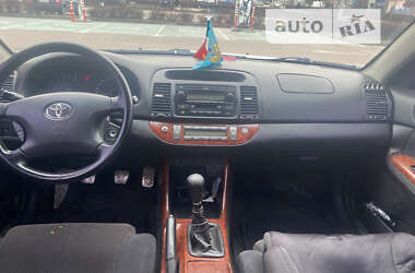 Седан Toyota Camry 2001 в Житомире