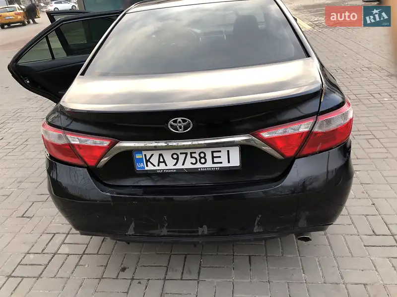 Toyota Camry 2016