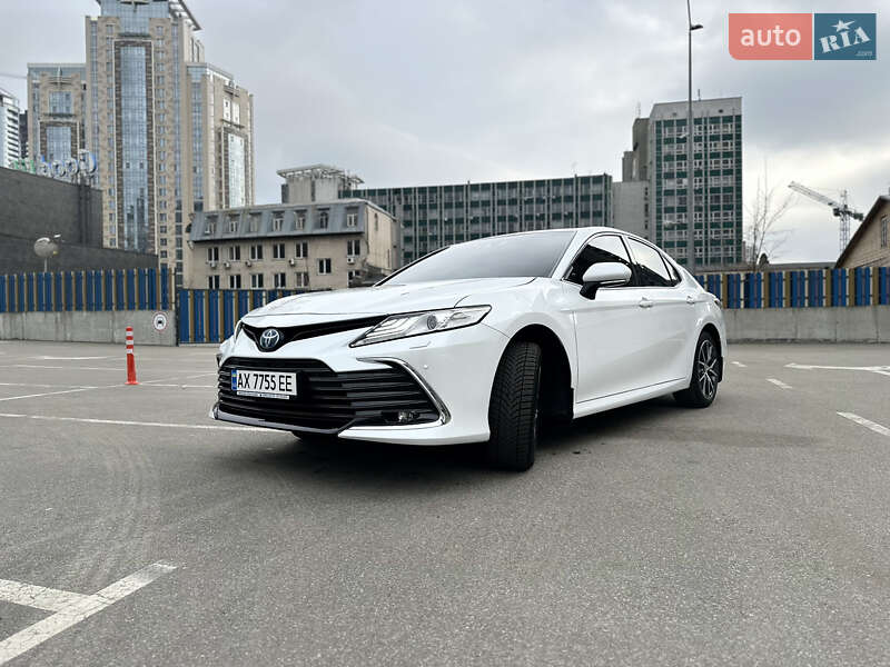 Toyota Camry 2022