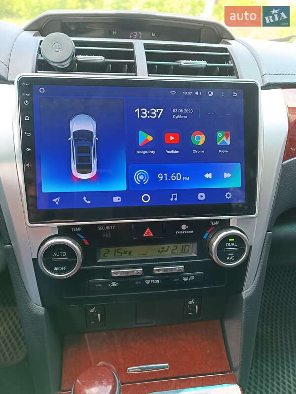 Седан Toyota Camry 2011 в Харкові