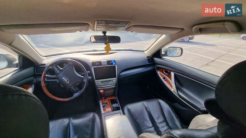 Седан Toyota Camry 2008 в Черкасах