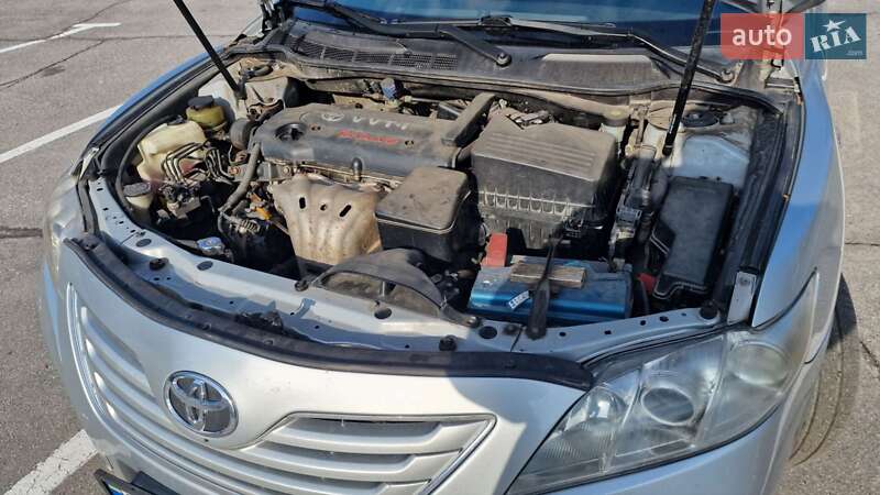 Седан Toyota Camry 2008 в Черкасах