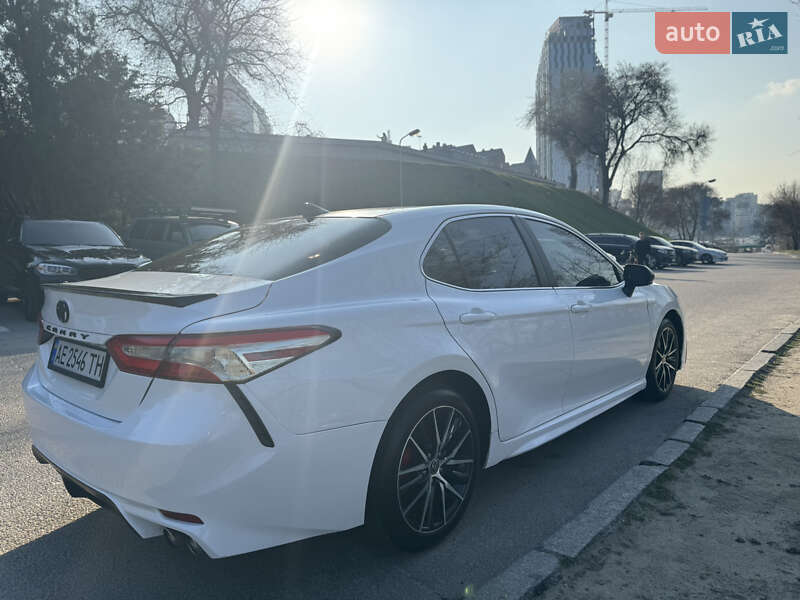 Седан Toyota Camry 2021 в Днепре фото 6 Седан Toyota Camry 2021 в Днепре
