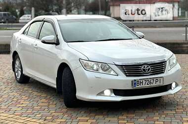 Седан Toyota Camry 2011 в Сараті