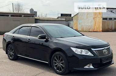 Седан Toyota Camry 2012 в Киеве