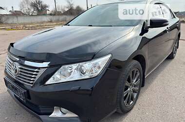 Седан Toyota Camry 2012 в Киеве