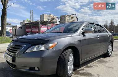 Седан Toyota Camry 2007 в Киеве