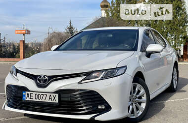 Седан Toyota Camry 2020 в Кривом Роге