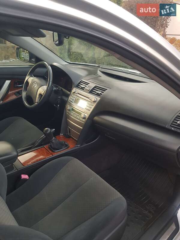 Седан Toyota Camry 2008 в Могилів-Подільському