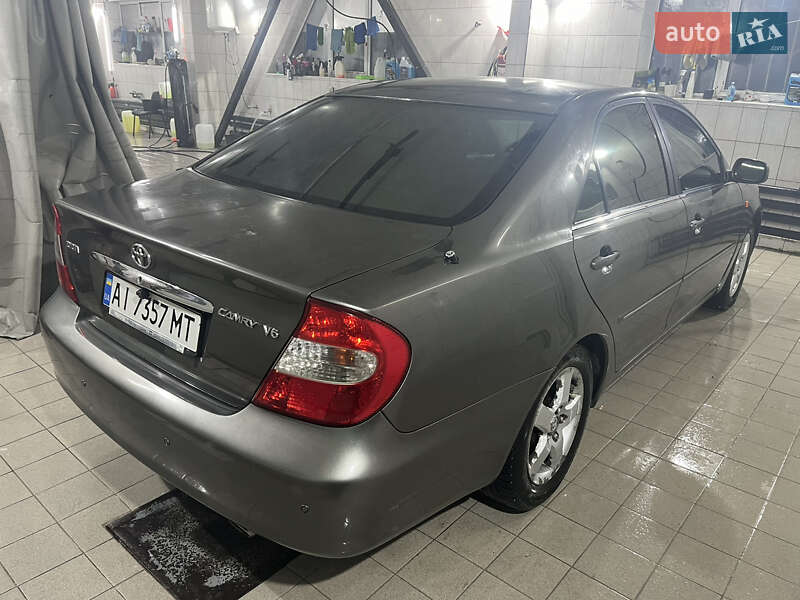 Седан Toyota Camry 2001 в Києві