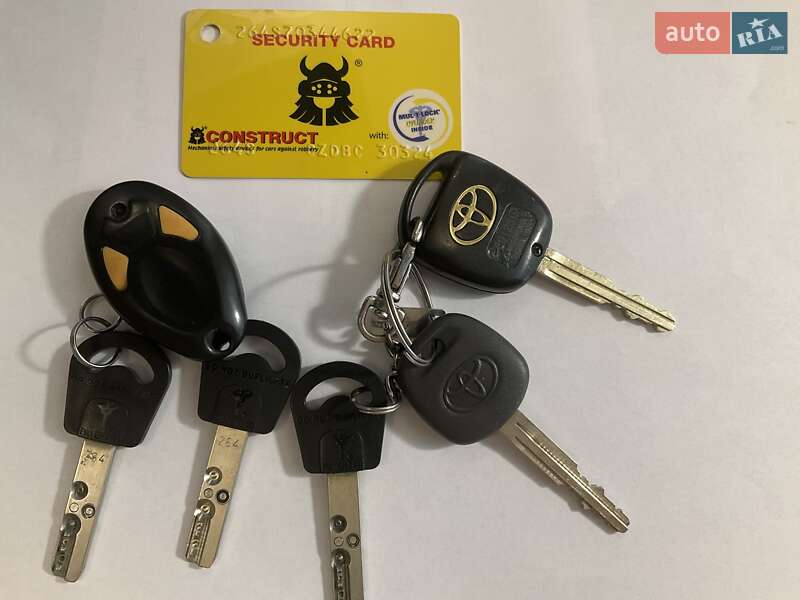 Седан Toyota Camry 2004 в Днепре фото 28 Седан Toyota Camry 2004 в Днепре