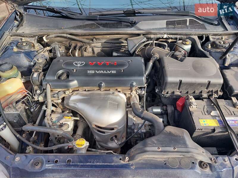 Седан Toyota Camry 2005 в Одессе