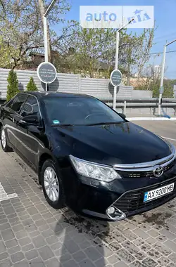 Toyota Camry 2016